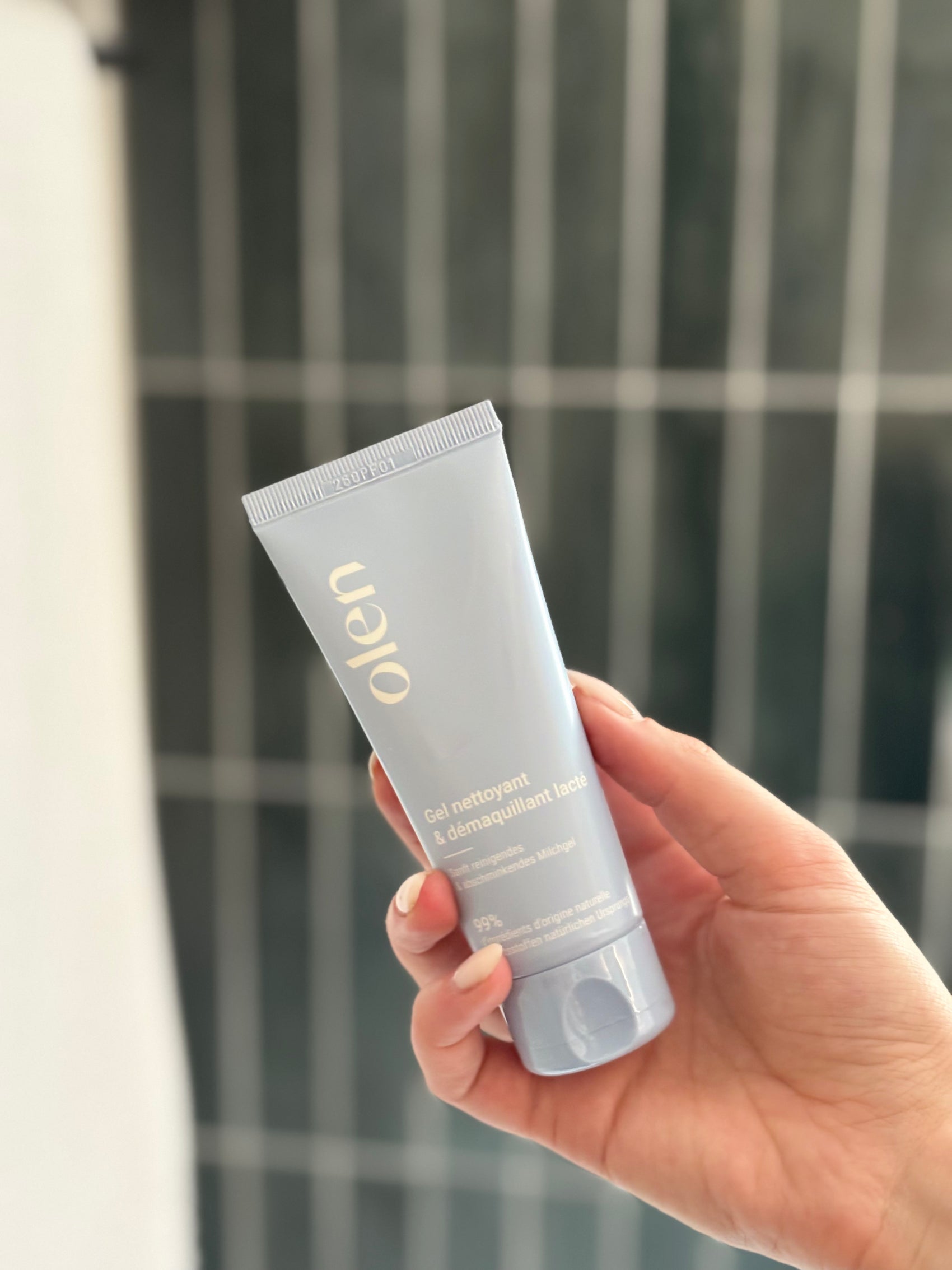 Gel nettoyant lacté